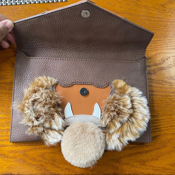 NWOT Danielle Nicole Disney Beast Clutch - Picture 2 of 7